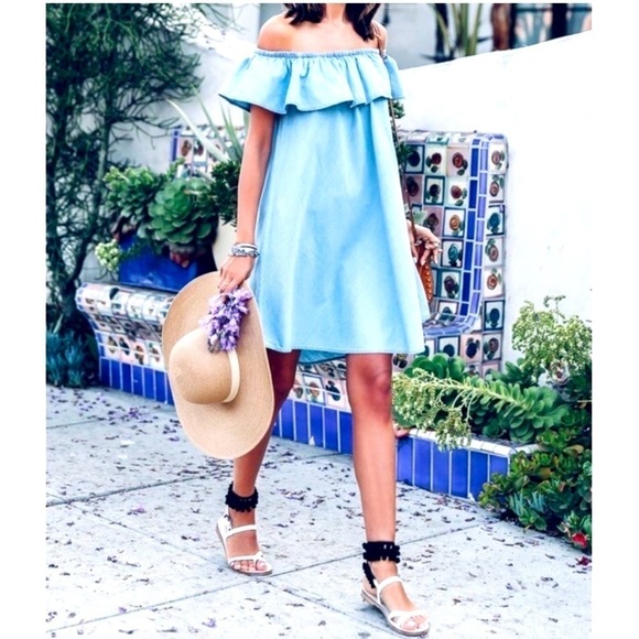 Free People Dresses & Skirts - FREE PEOPLE Off Shoulder Ruffle Dress in Light Wash